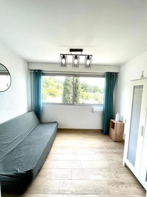 Joli Studio Cosy De 31 M2 Bord De Mer Acces Pmr 4Personnes La Ciotat Exterior foto
