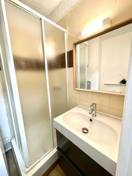 Joli Studio Cosy De 31 M2 Bord De Mer Acces Pmr 4Personnes La Ciotat Exterior foto